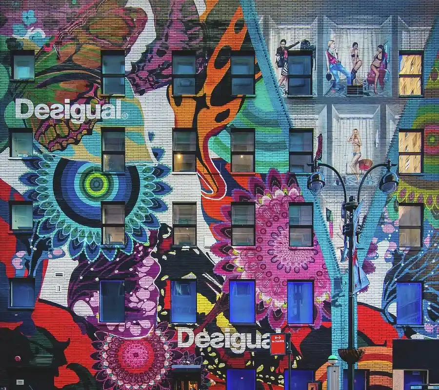  برند Desigual